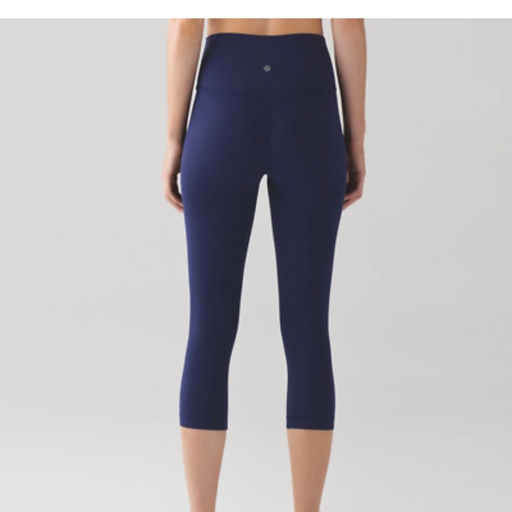 Lululemon Align Crops 19in